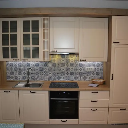 Almira Apartmán Izola