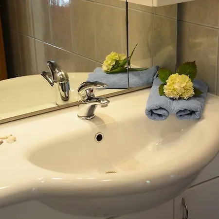 Almira Apartmán Izola