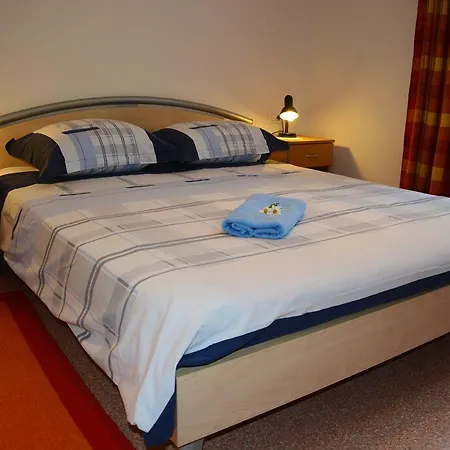 Almira Apartmán Izola