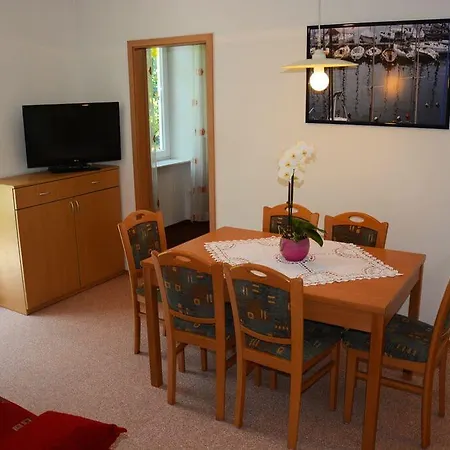 Almira Apartmán *