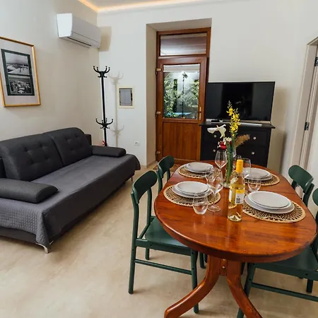Apartment Almira Izola
