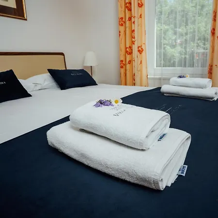 Apartment Almira