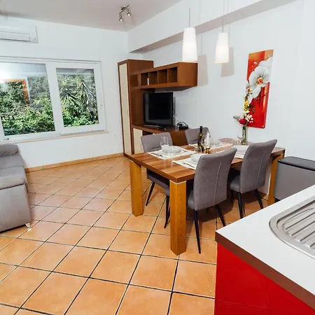 Almira Apartment